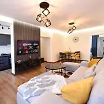 Noir Living 2 Bedroom Apartment